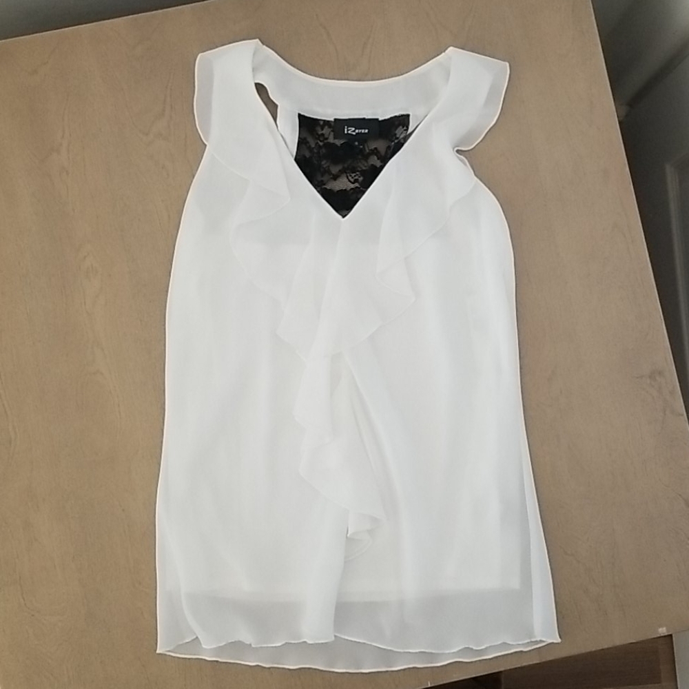 Iz Byer Ruffled blouse